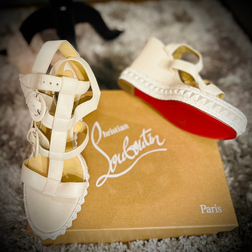 CHRISTIAN LOUBOUTIN!!